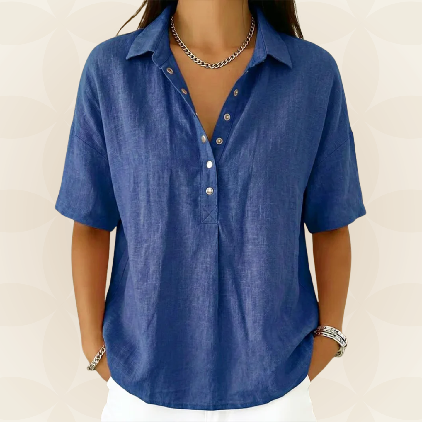 Sonja – Blusa con Cuello y Detalle de Botones