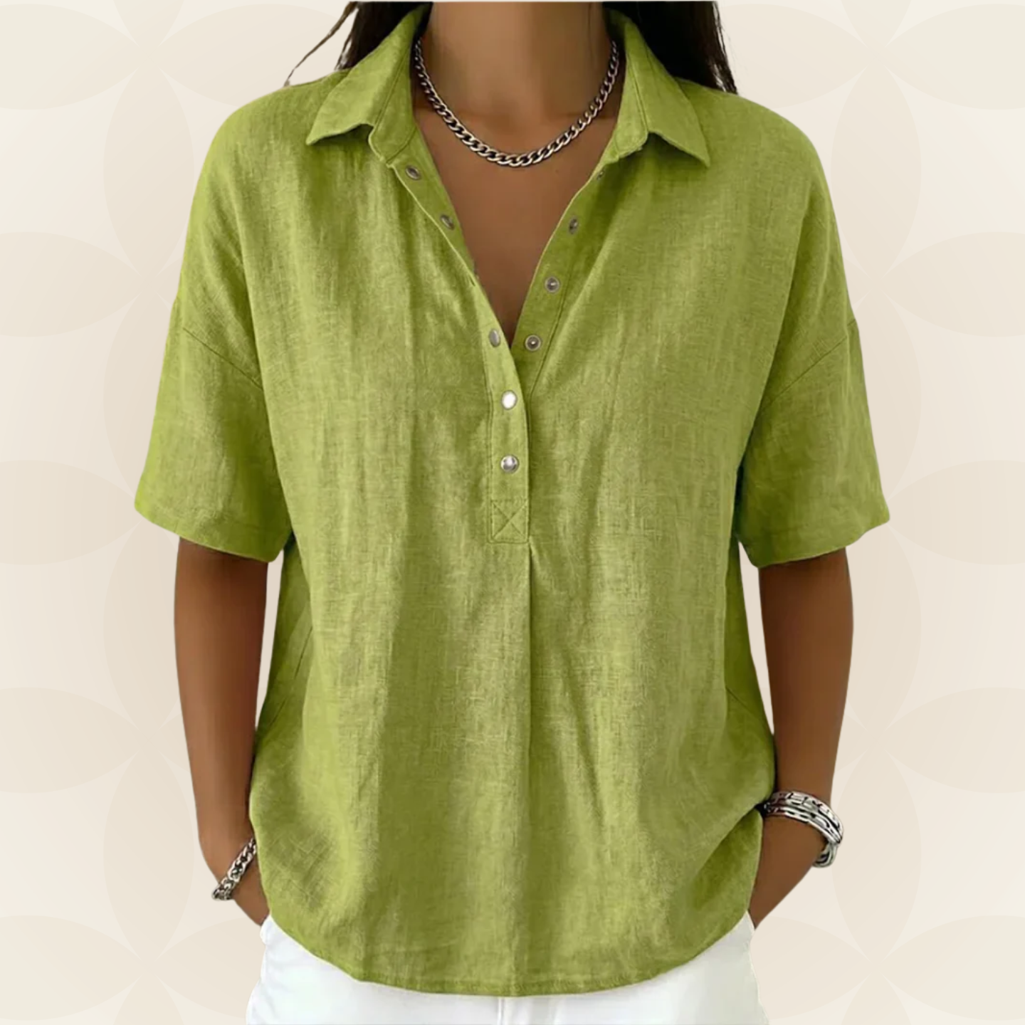Sonja – Blusa con Cuello y Detalle de Botones