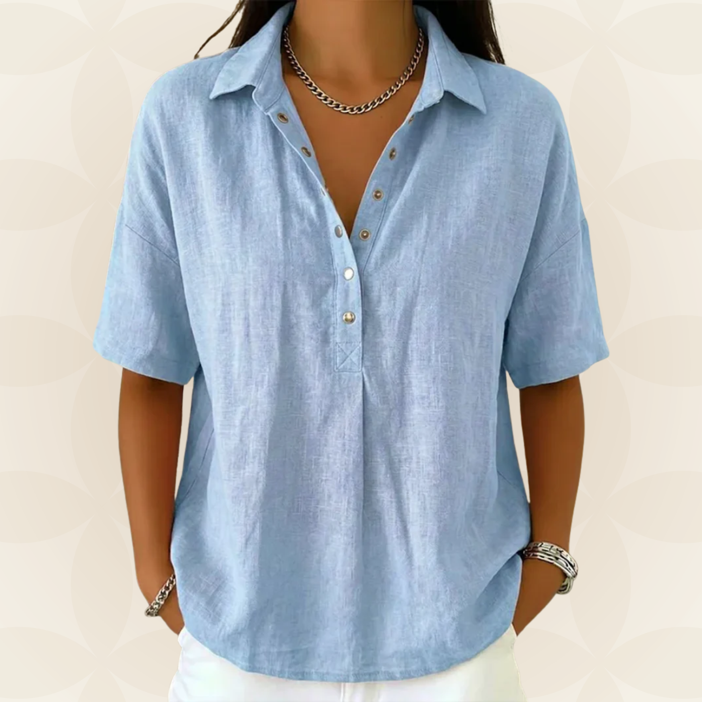 Sonja – Blusa con Cuello y Detalle de Botones