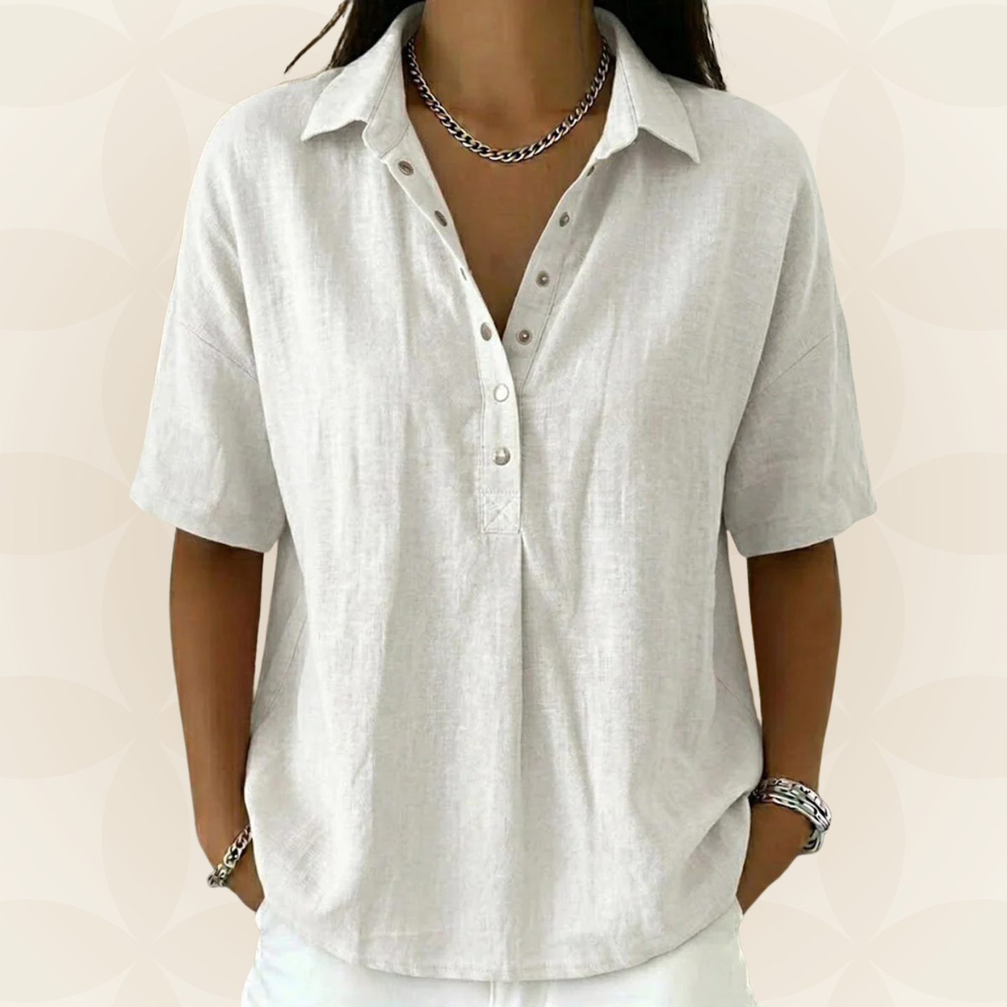 Sonja – Blusa con Cuello y Detalle de Botones