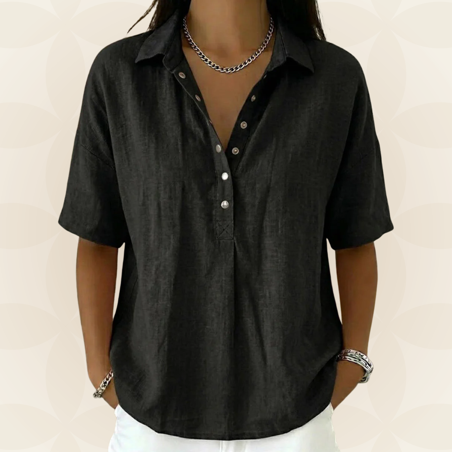 Sonja – Blusa con Cuello y Detalle de Botones